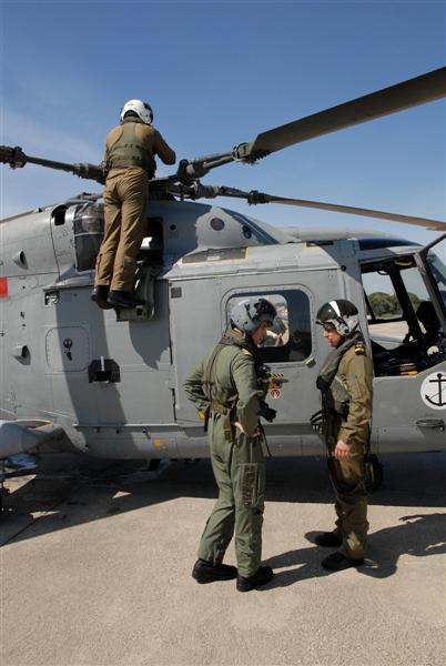 Bild 2.JPG - preparation for the next mission